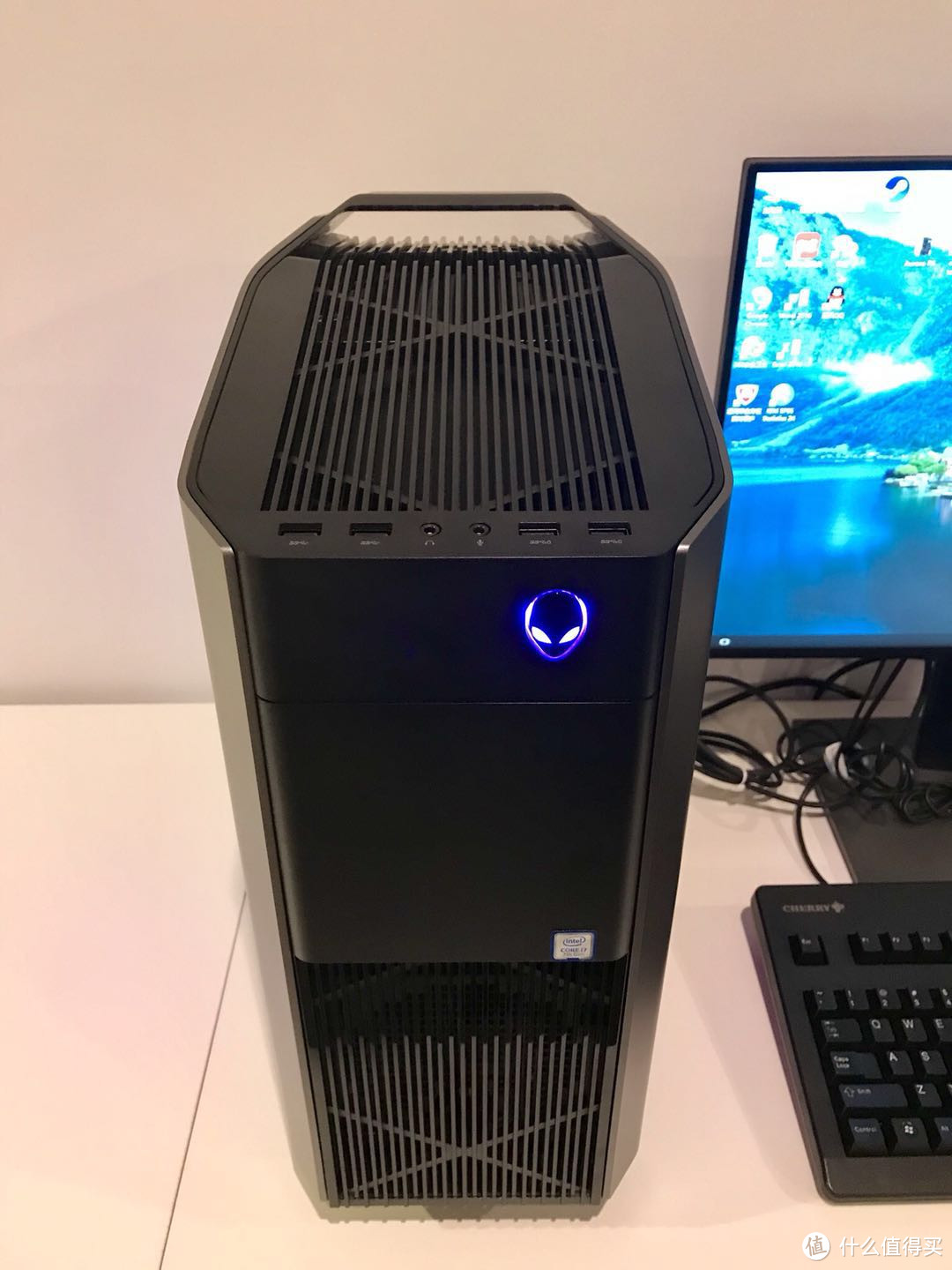 信仰已充值 Alienware外星人aurora R6游戏主机入手简单评测 台式机 什么值得买