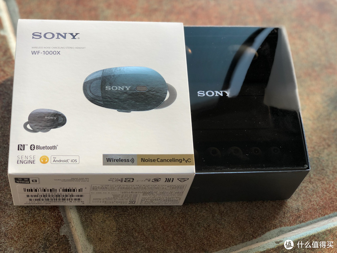 果粉第一次追的SONY 索尼 WF-1000X 蓝牙耳机 开箱简评