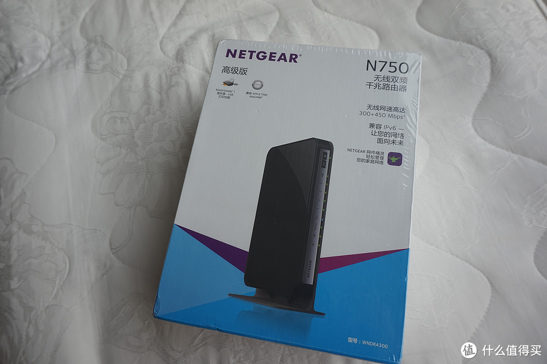 NETGEAR 美国网件  WNDR4300 750M 双频千兆无线路由器 开箱