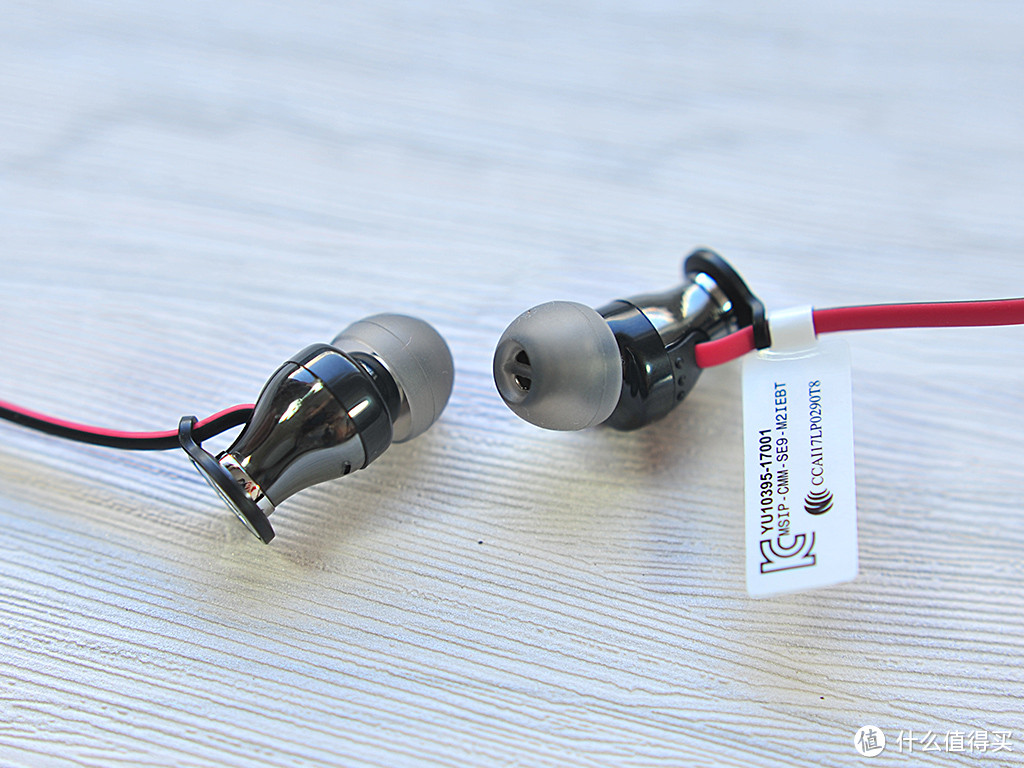 让耳塞时尚起来：MOMENTUM In-Ear Wireless 馒头蓝牙耳机 众测分享