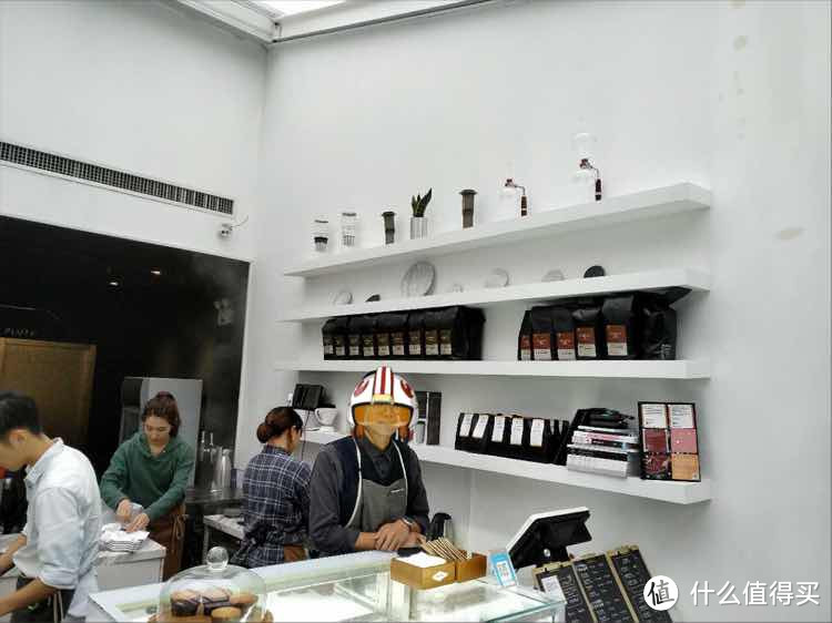 网红店是否都值得去？国庆“大蓝鲸”网红店小探