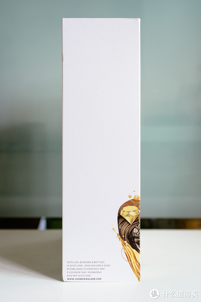 JOHNNIE WALKER 金牌珍藏威士忌750ml Tristan Eaton限量版礼盒