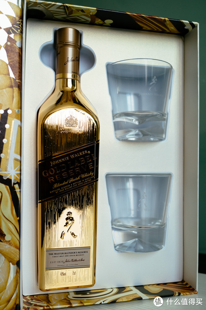 JOHNNIE WALKER 金牌珍藏威士忌750ml Tristan Eaton限量版礼盒