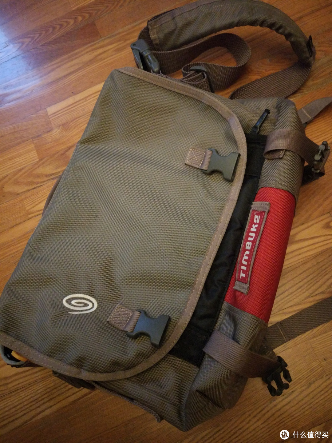 #原创新人# Timbuk2 天霸 d-lux & STM  Velo2 邮差（单肩）包，不同的设计取向