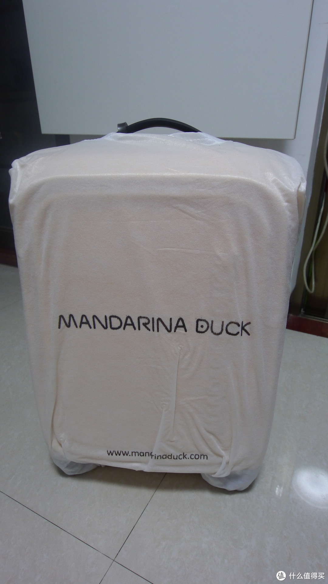 招行积分兑换Mandarina Duck 20寸登机箱