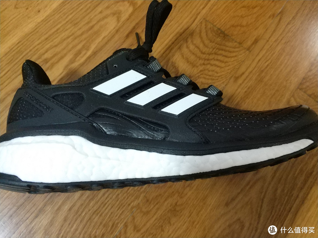 花一双的钱买两双adidas 阿迪达斯 energy boost 跑鞋 开箱