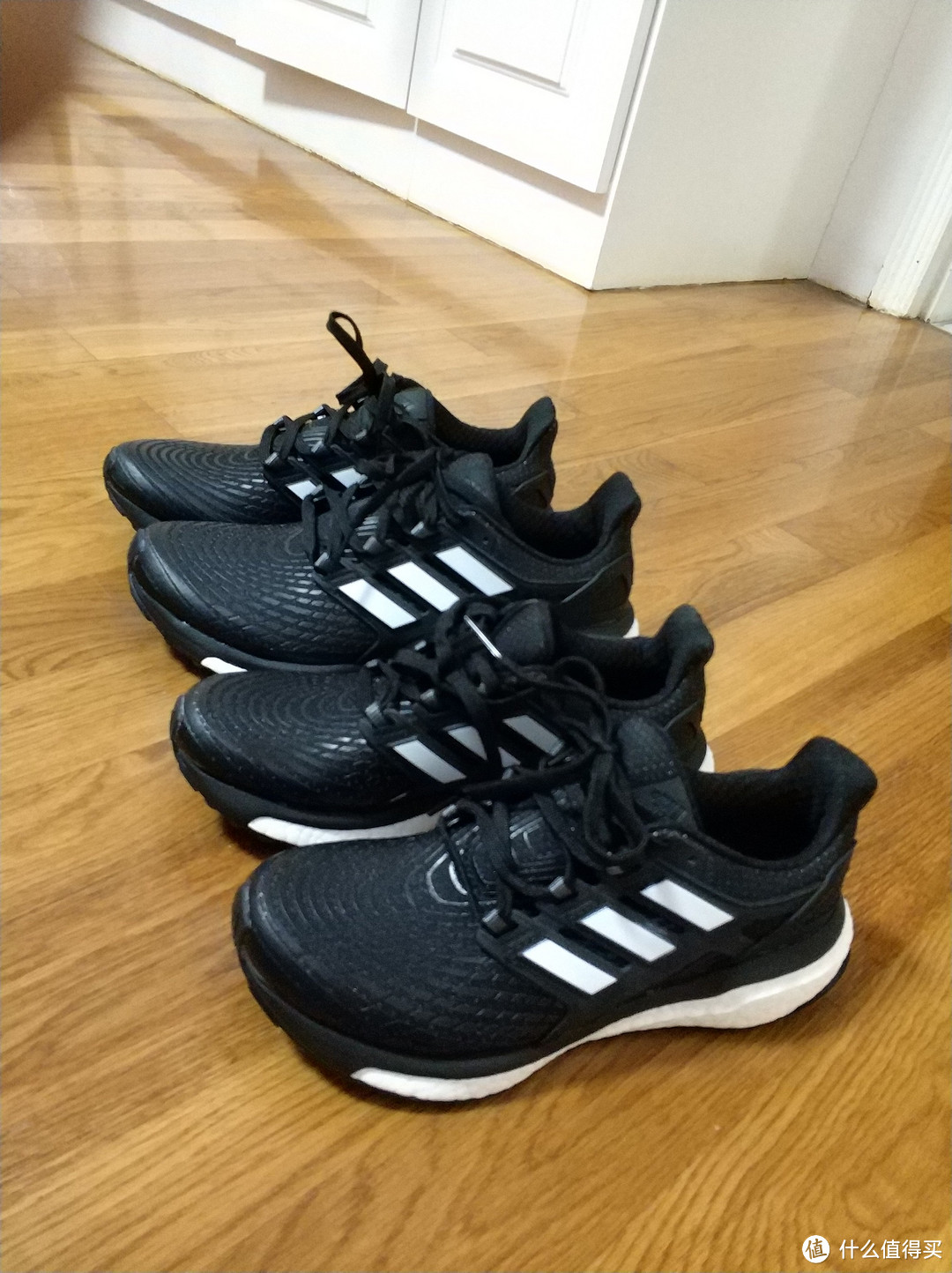 花一双的钱买两双adidas 阿迪达斯 energy boost 跑鞋 开箱