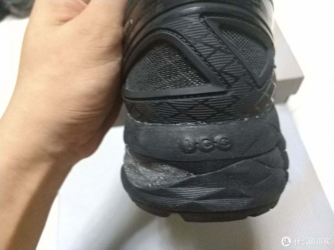 女鞋男穿第二波—价格美好的ASICS 亚瑟士 Kayano 22 黑色女款跑鞋 晒单，兼谈选择跑鞋的新思考