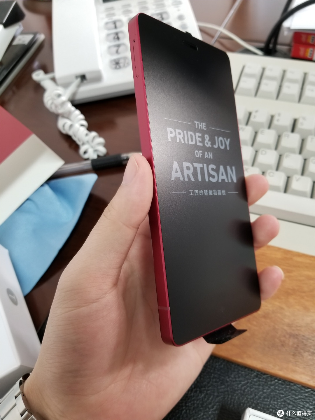 为远在部队的表弟购入的酒红色smartisan 锤子科技 坚果Pro 手机 开箱