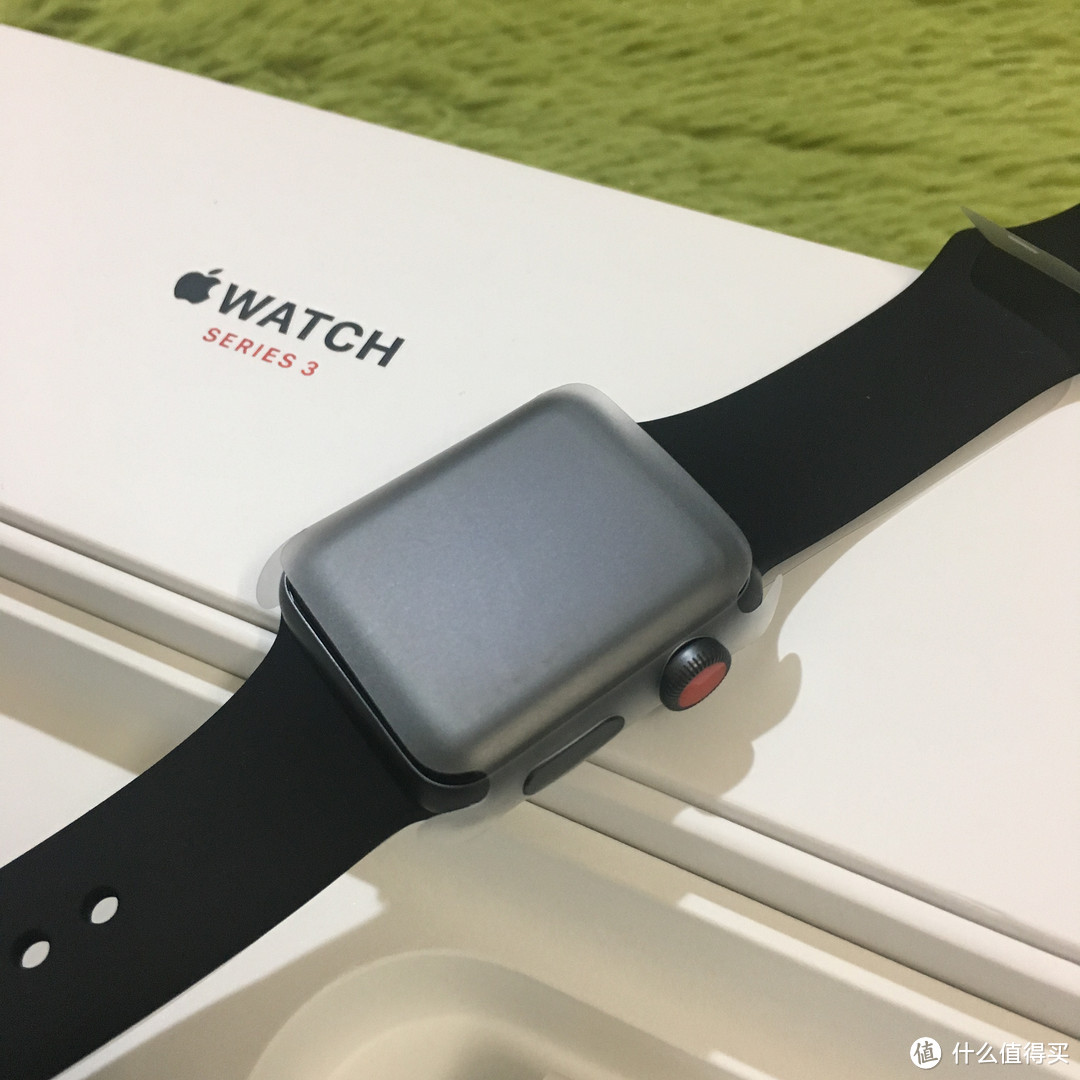 Apple 苹果 watch Series 3 蜂窝版 38mm运动黑 智能手表 开箱