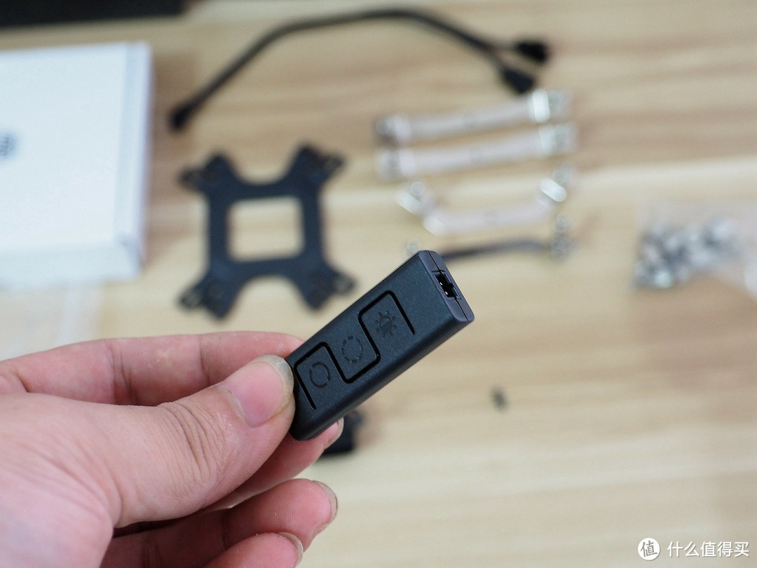 只是为了更炫的灯光—Cooler Master 酷冷至尊 T610P CPU风冷散热器 新品开箱体验