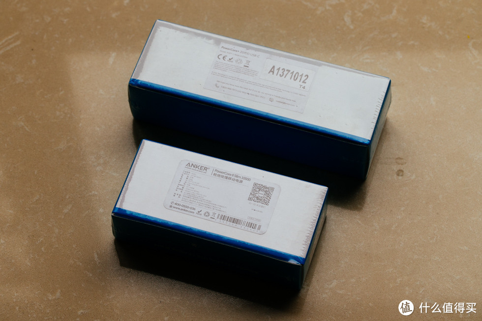 一大一小，搭配正好—anker powercore+ 及 枪炮玫瑰 移动电源 开箱小评