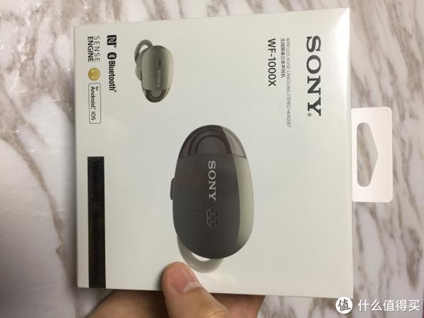 索尼 WF-1000X 降噪蓝牙耳机 包装