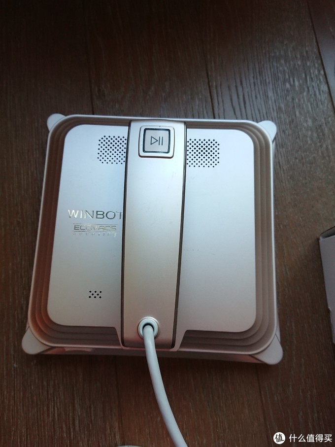 小众的刚需,窗宝Ecovacs 科沃斯 w833 擦窗机器人 开箱