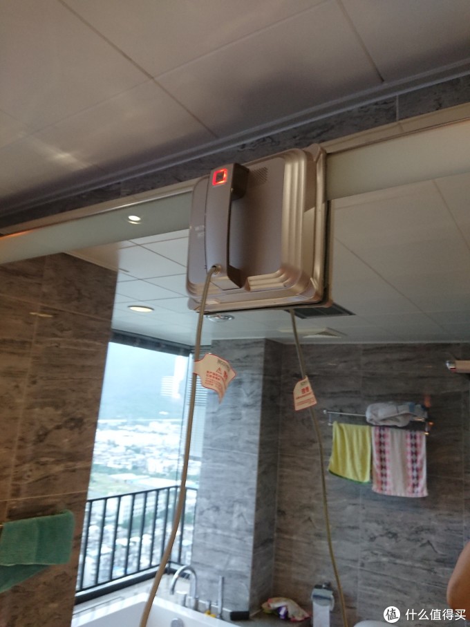 小众的刚需,窗宝Ecovacs 科沃斯 w833 擦窗机器人 开箱