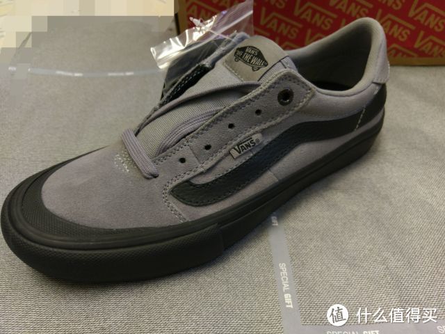 香港入手2017年秋季新款vans滑板鞋，各位大神过目