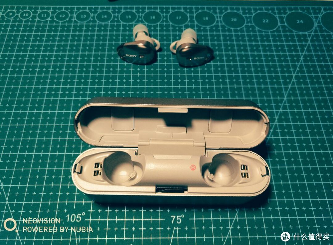 #原创新人# 新人君的第一篇:Sony 索尼 WF-1000X 降噪豆蓝牙耳机 上手体验