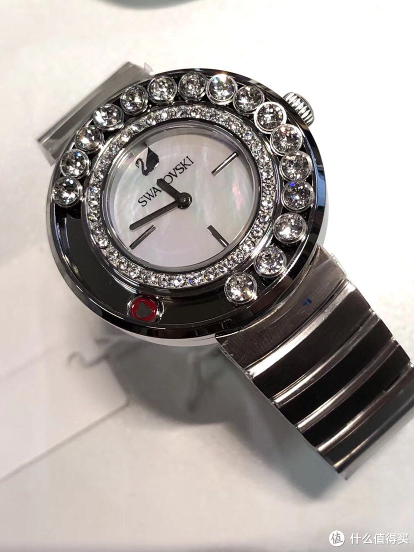 送给老婆的结婚9周年纪念礼物施华洛世奇手表