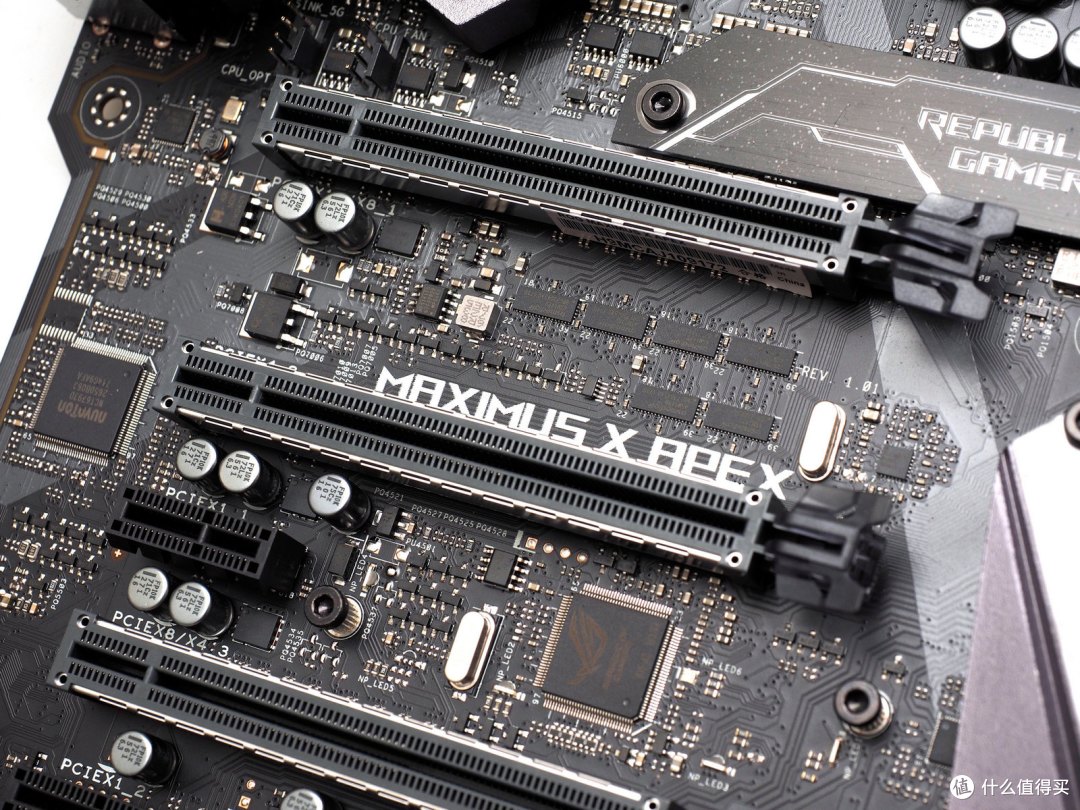 #本站首晒#巅峰之作-华硕ROG Maximus X Apex开箱和i5 8600K超频评测
