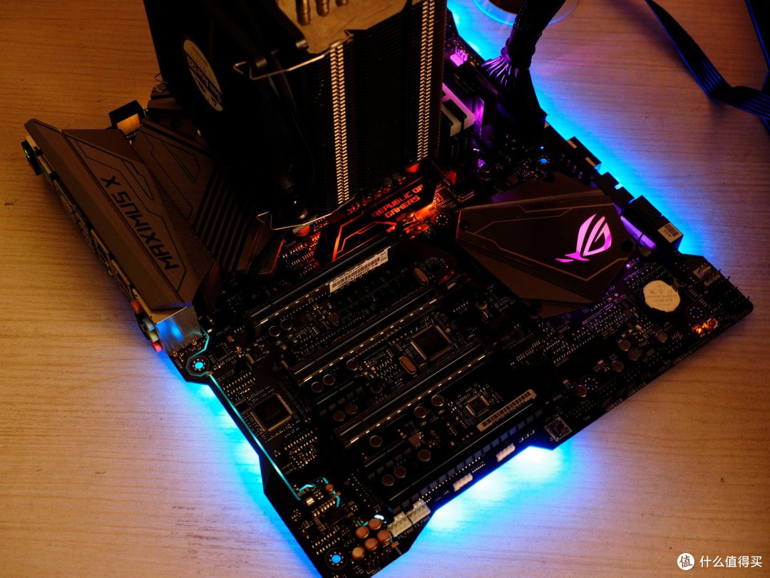 #本站首晒#巅峰之作-华硕ROG Maximus X Apex开箱和i5 8600K超频评测