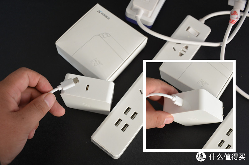 网易智造 USB-C电源适配器：跨界充电，便携高效，面向未来