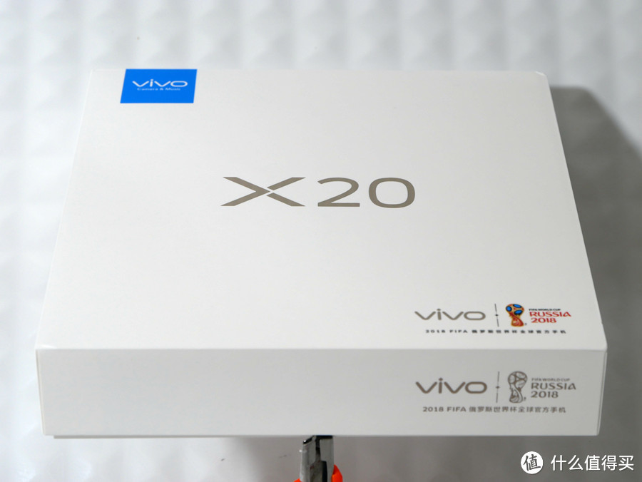 Kim工房：不安分的中端机！vivo X20手机评测