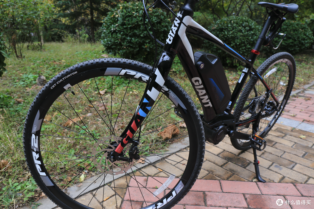#本站首晒#妈妈再也不担心我被拉爆了,GIANT FAST XR E+助力公路车骑行体验