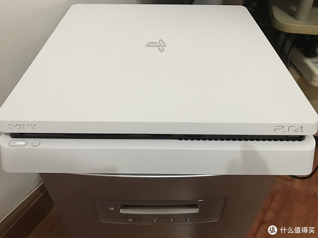 国行ps4白色游戏版开箱