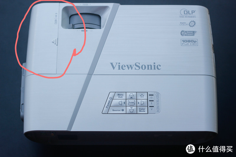 智能投影仪遍地开花，我却选了个传统投影仪—ViewSonic 优派 PJD7831HDL 投影仪 开箱