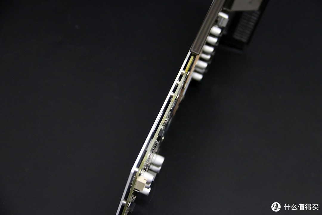 十八年磨一剑，Dataland 迪兰 RX 580 X-Serial 18周年纪念版 显卡 开箱评测