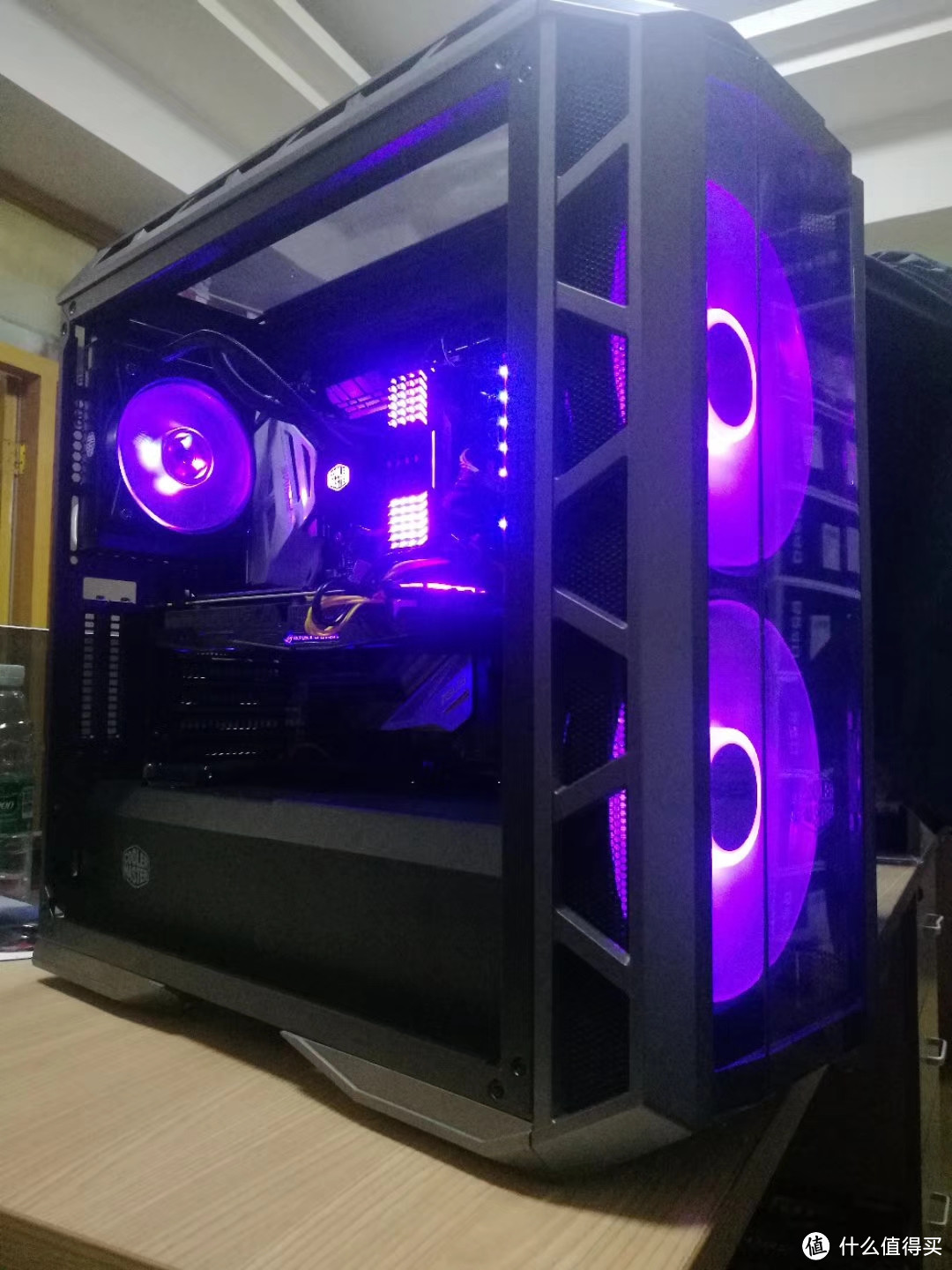 COOLERMASTER 酷冷至尊 H500P 机箱：给硬件找到一个大房子