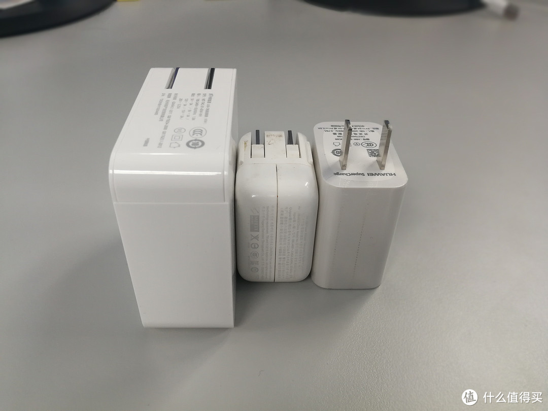 众测首中，【轻众测】网易智造USB-C电源适配器（65W），微测试+一不小心拆解报告