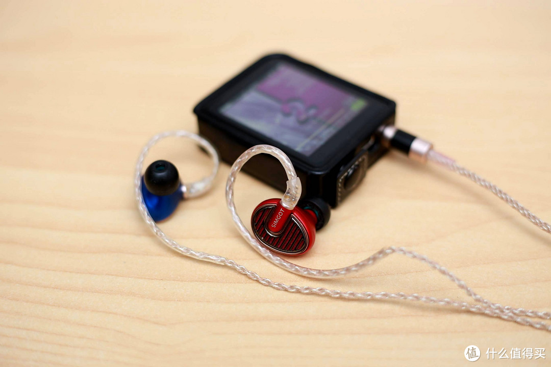 Simgot 兴戈 铜雀 EN700 pro 可换线入耳式耳机 简评