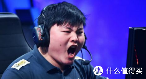 背上我的三级包，去鸟巢单杀Faker ：NIKE 耐克 BA5389 KD5  杜兰特运动背包 晒单