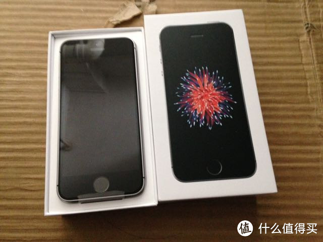 #原创新人# 沃尔玛 ATT版 Apple 苹果 iPhone SE 手机 到了！解锁无门，不,我们还可以在网6月后官解呢