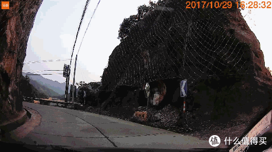 防小人不防君子，车上备一个总没错！70迈 Midrive D01 智能行车记录仪 体验报告