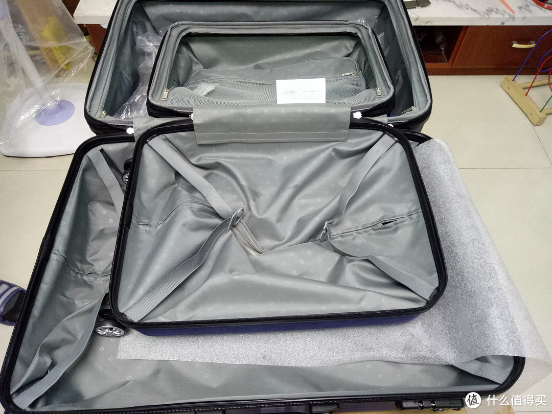 Samsonite 新秀丽 20+28寸 蓝色Duraflex 行李箱 开箱