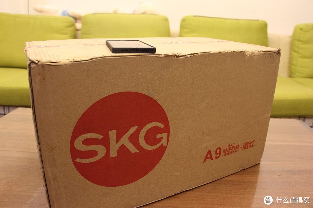 如何提高幸福感,从一杯鲜榨果汁开始——SKG A9大口径原汁机评测报告
