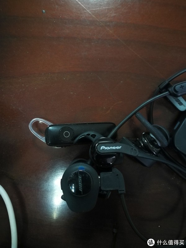 继续是耳机