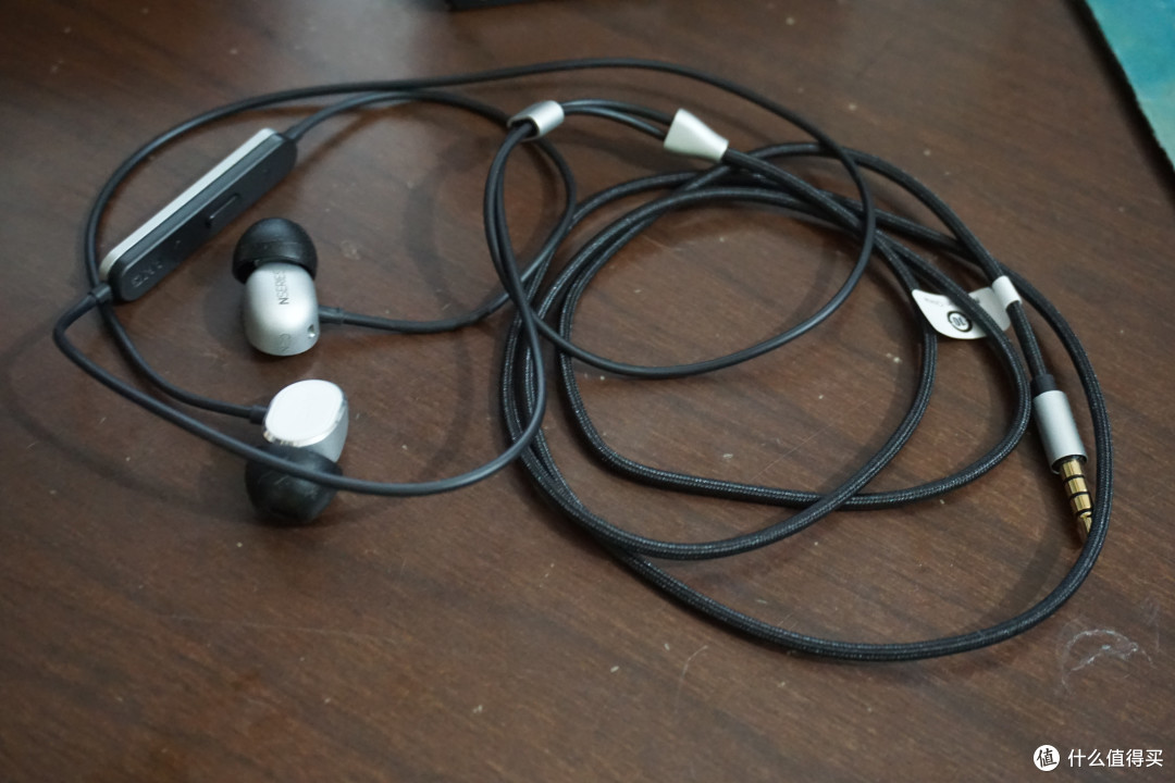 记399的akg 爱科技 n20u(再)耳机 开箱