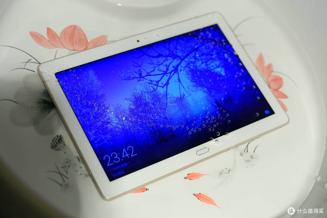 华为荣耀waterplay平板评测 & 使用感受_荣耀waterplay平板怎么样