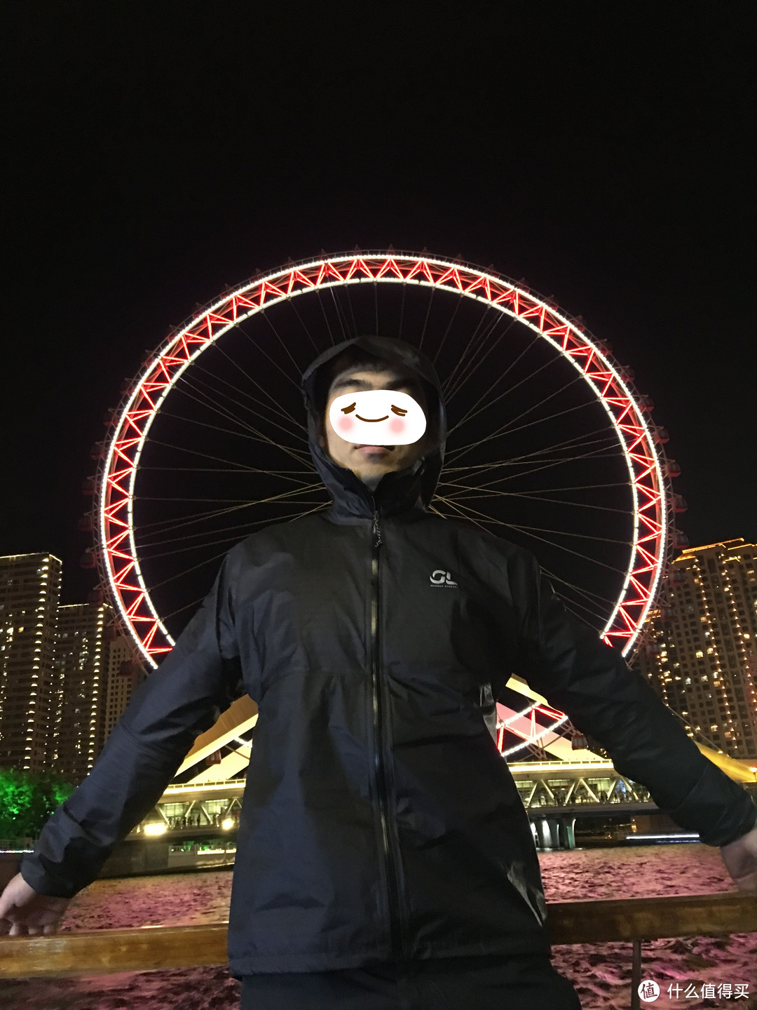 天冷、风大,跑步不知道穿啥?冬天逛街外套是脱还是穿?试试GearLab燃烧装备实验室101克超轻防水冲锋衣
