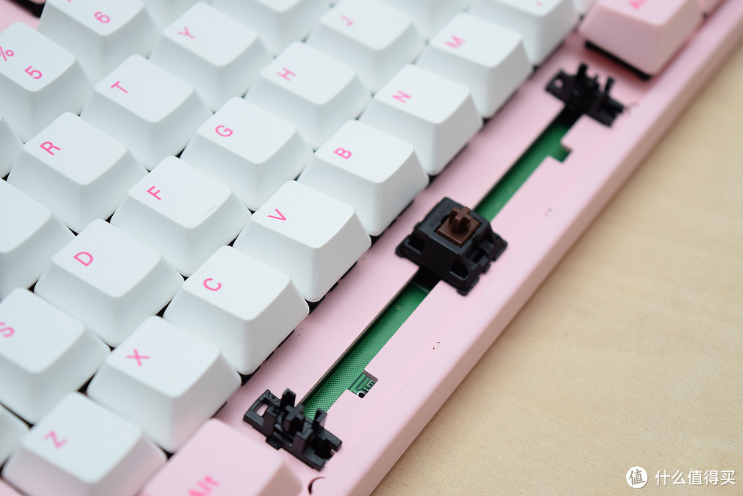 假装送给妹纸的粉红色礼物：Varmilo 阿米洛 VA87 樱 机械键盘