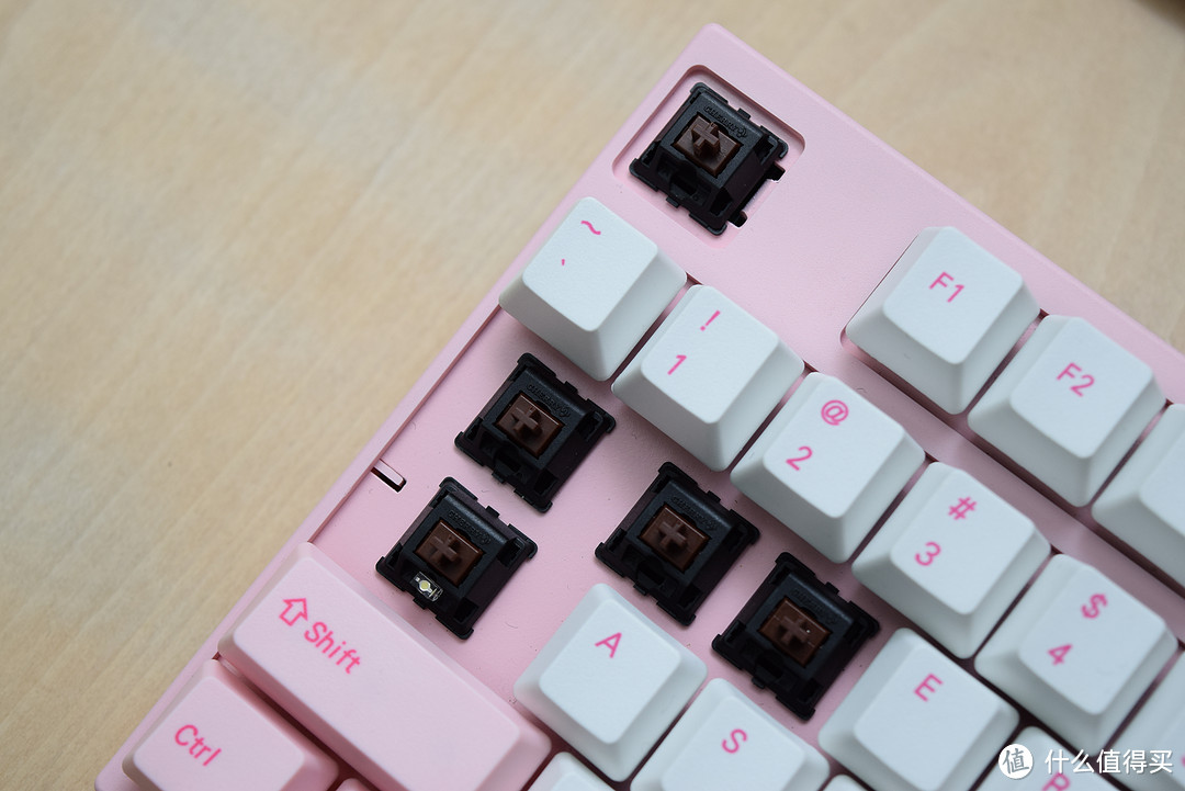假装送给妹纸的粉红色礼物:Varmilo 阿米洛 VA87 樱 机械键盘