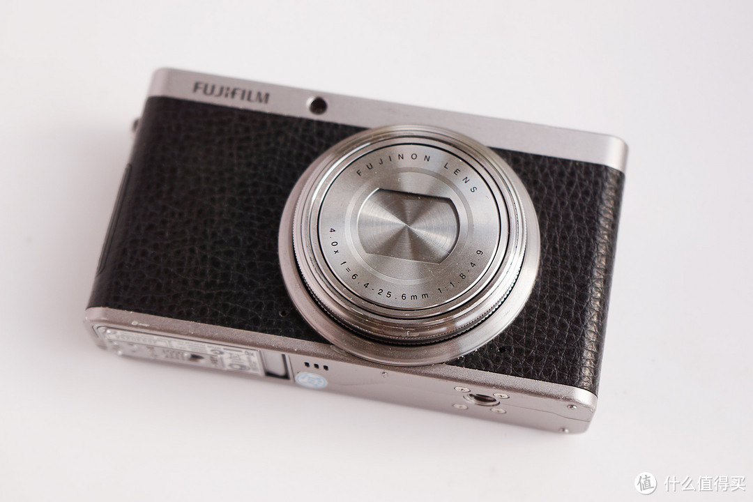 #本站首晒#只能手动变焦的卡片相机，FUJIFILM 富士 XF1