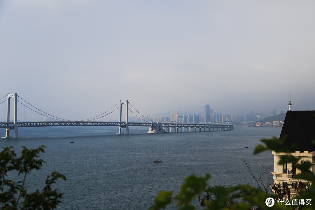 远眺星海湾大桥