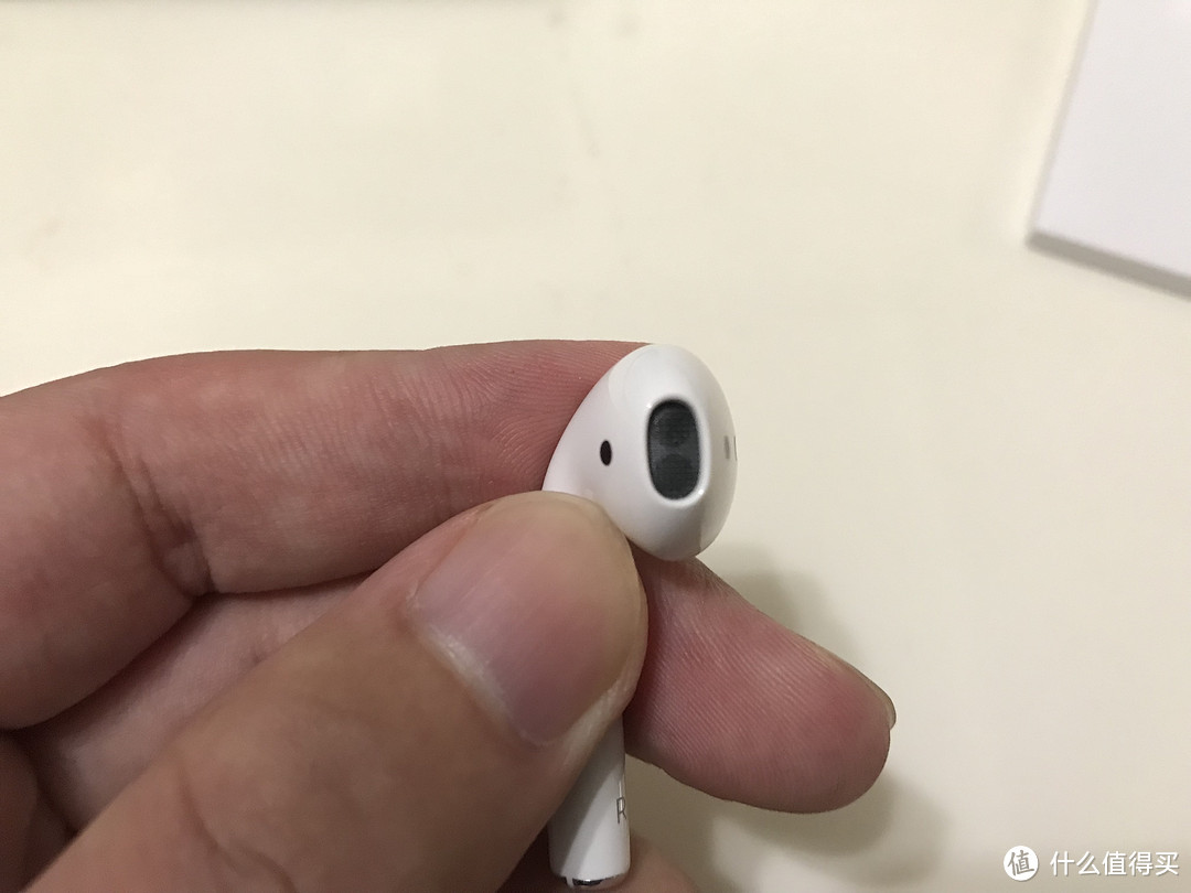 #原创新人# 也许是2017年最后一个Apple 苹果 AirPods 耳机 的非正经开箱测评