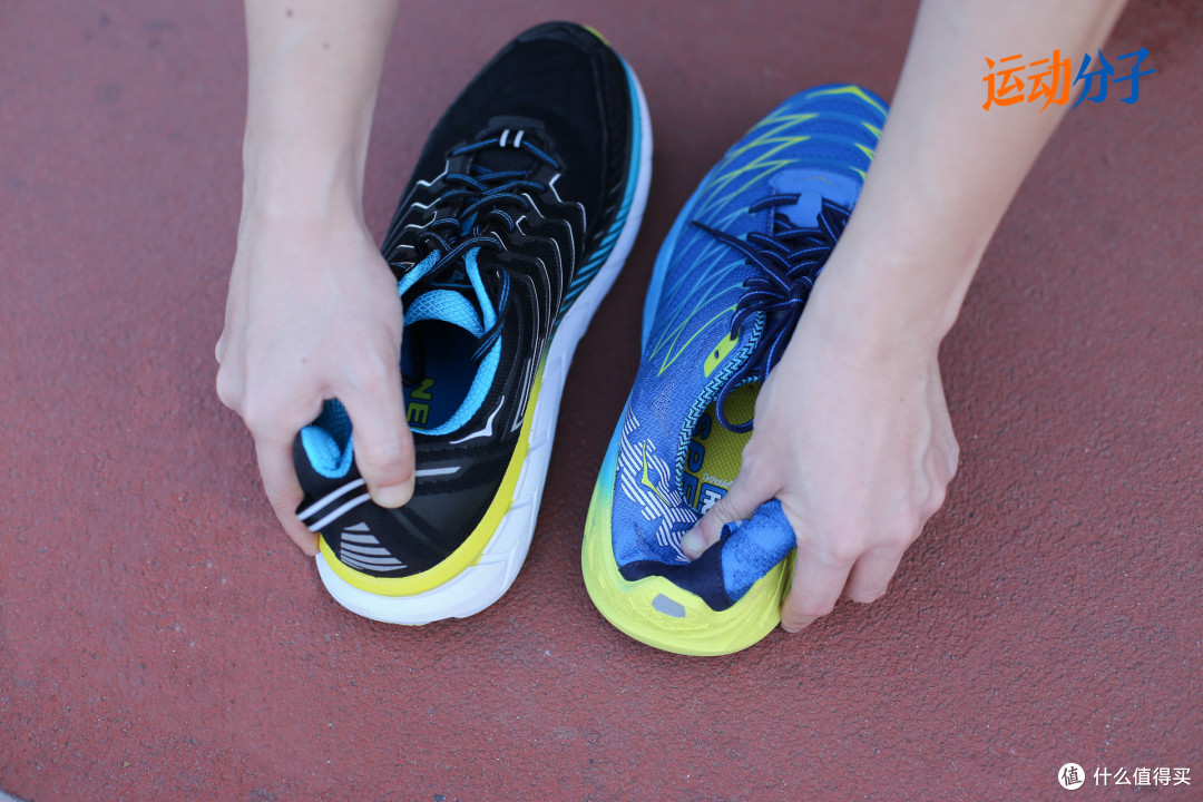 HOKA ONE ONE Clifton 4 VS Clayton 2 对比评测:厚实和轻快,硬弹和柔软