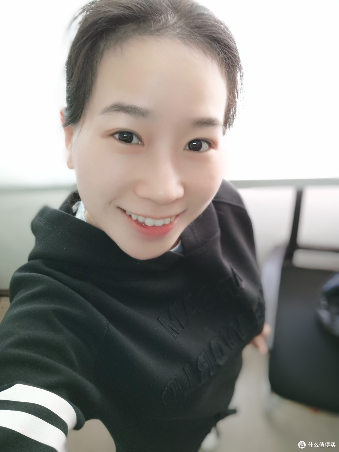 为什么几乎所有女生都需要一部“自拍神器”?借美图T8S来告诉你