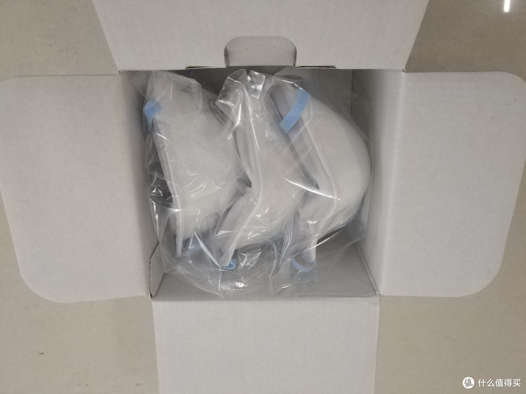 宝贝就这样装在里面的。